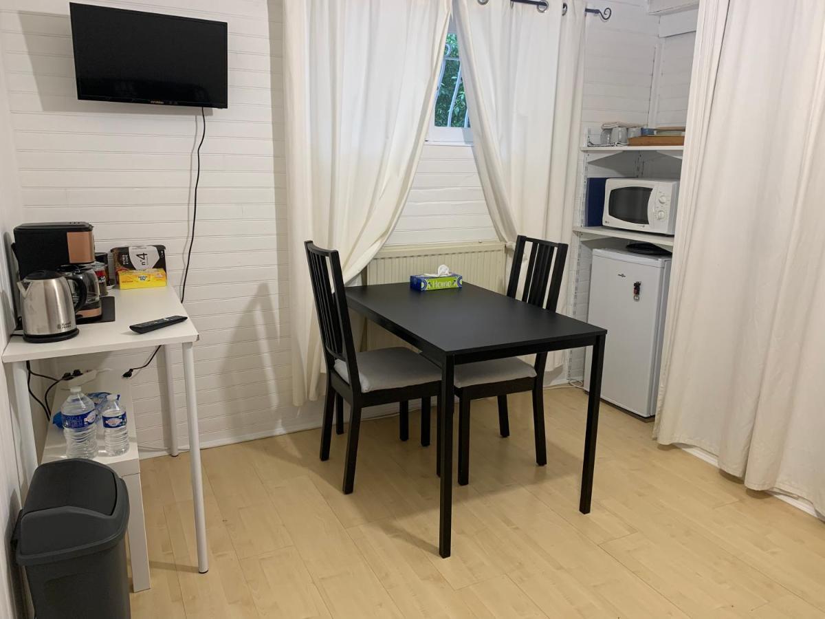 Le Clapot- Les Iris Apartment Сент Етиен Екстериор снимка